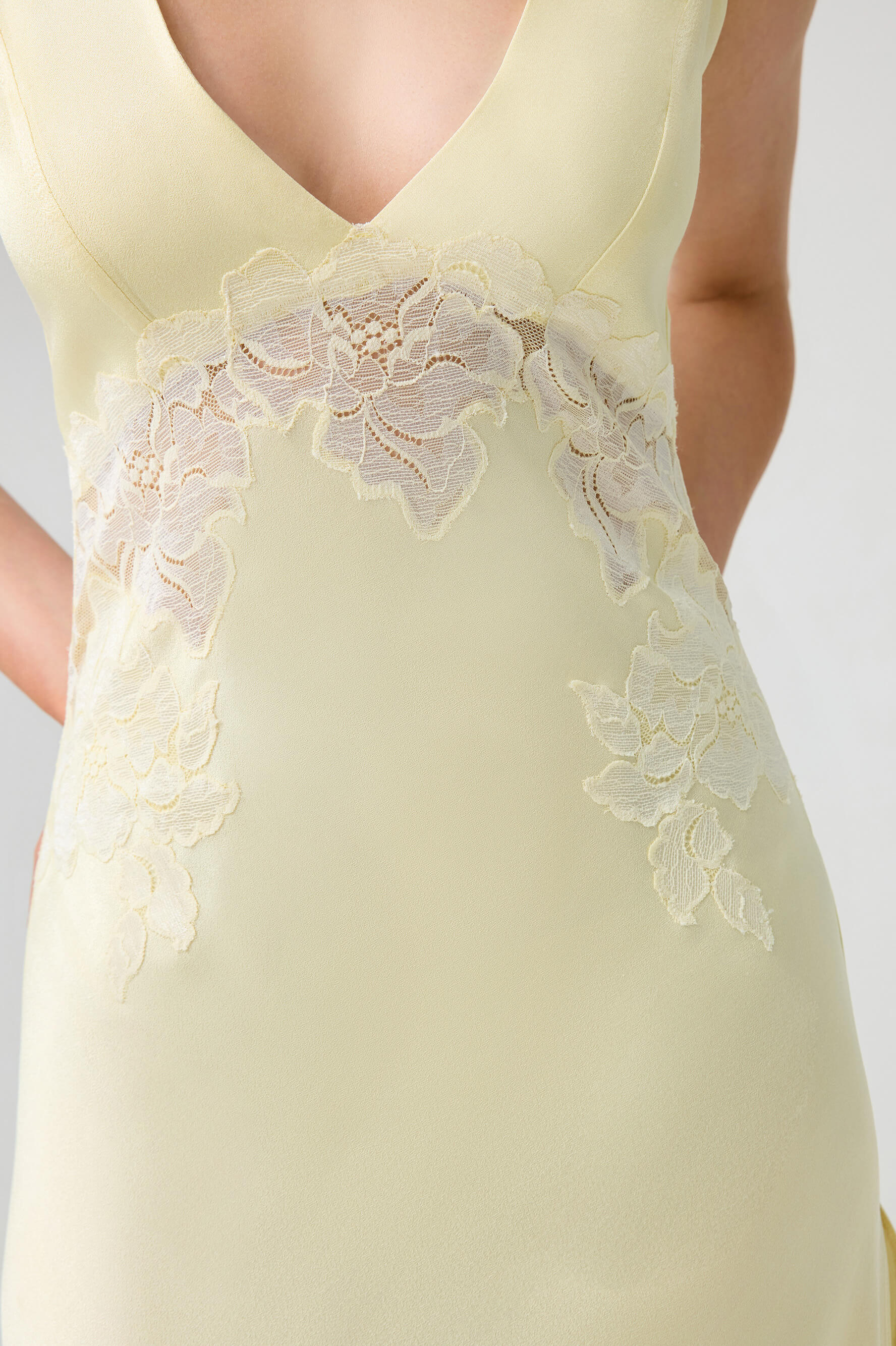 Beatrice Silky Cape Set Butter Yellow on Butter Yellow