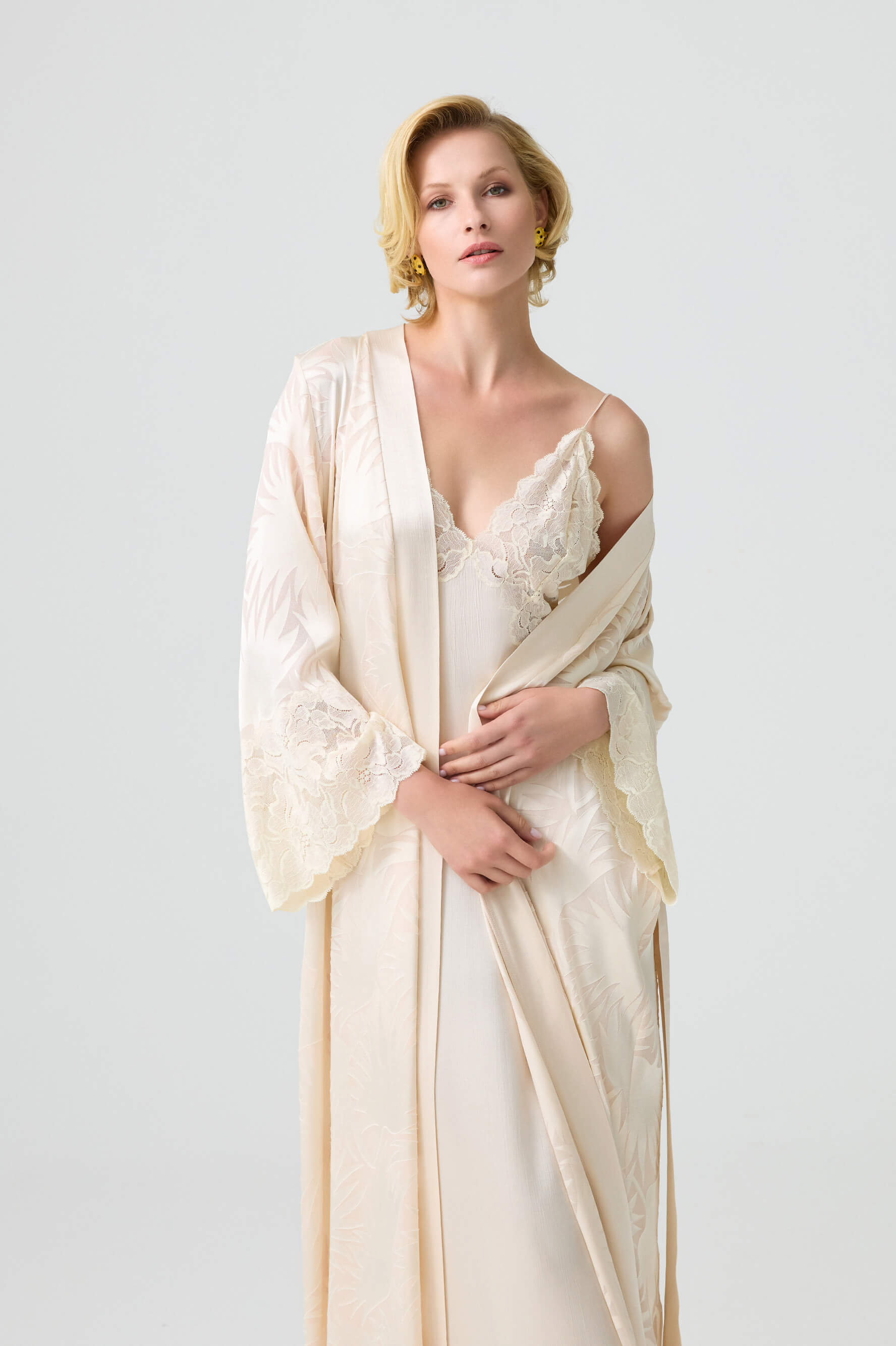 Charlotte - Trimmed Silky Robe Set with Inner Nightie - Vanilla