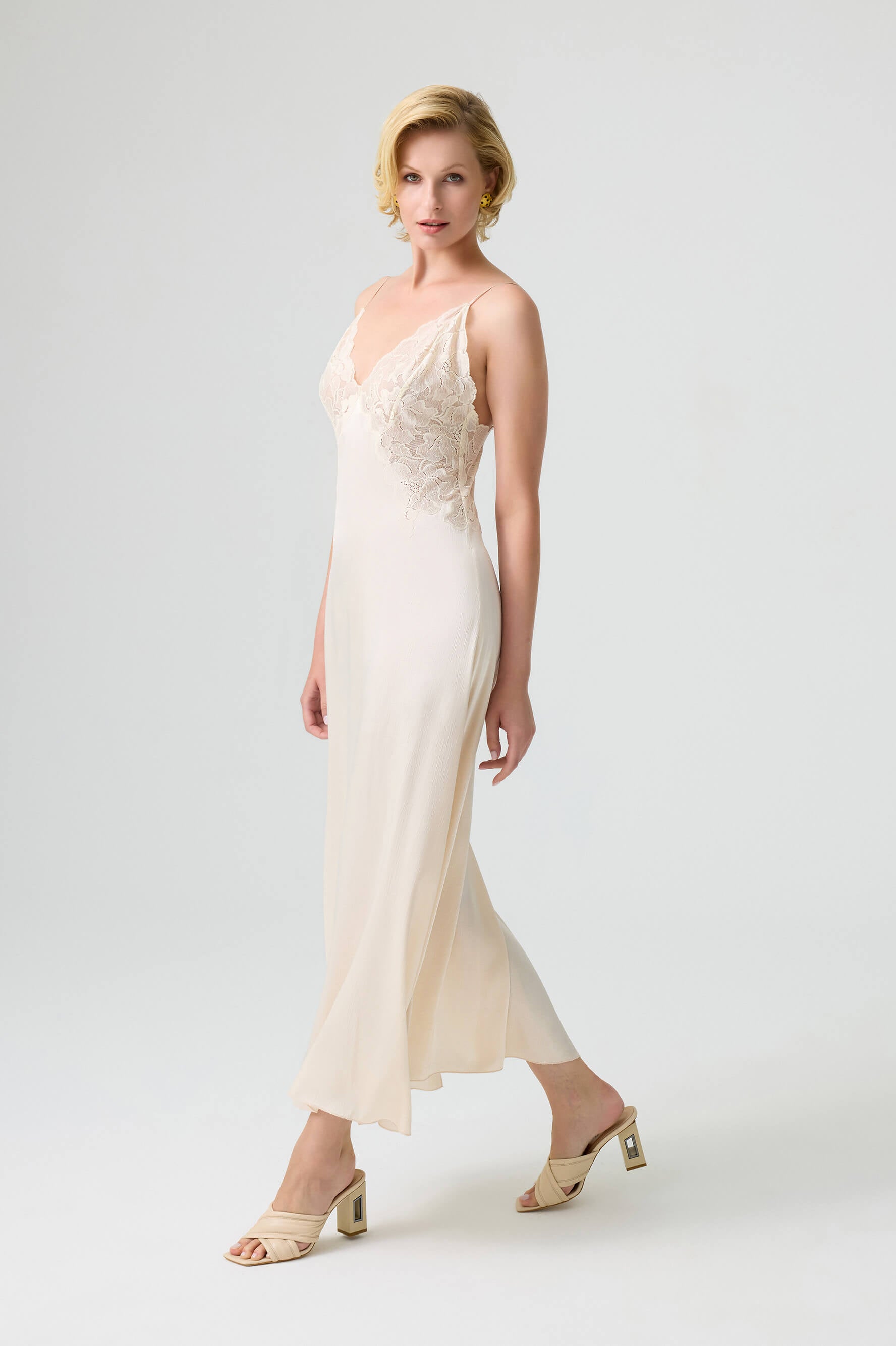 Charlotte - Trimmed Silky Robe Set with Inner Nightie - Vanilla