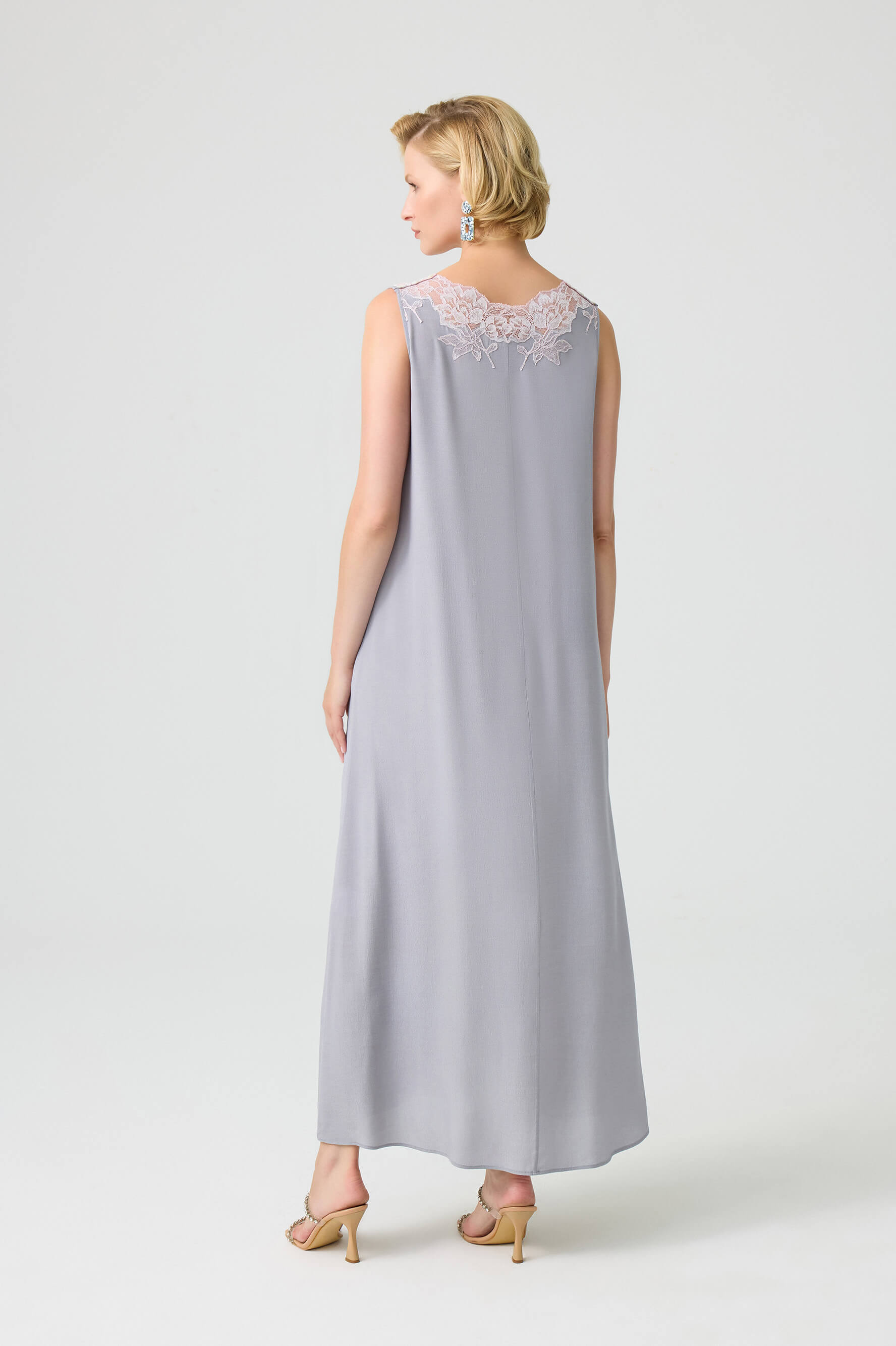 Mary - Trimmed Long Rayon Kimono Set with Buttoned Inner Nightie on Shoulder - Light Grey