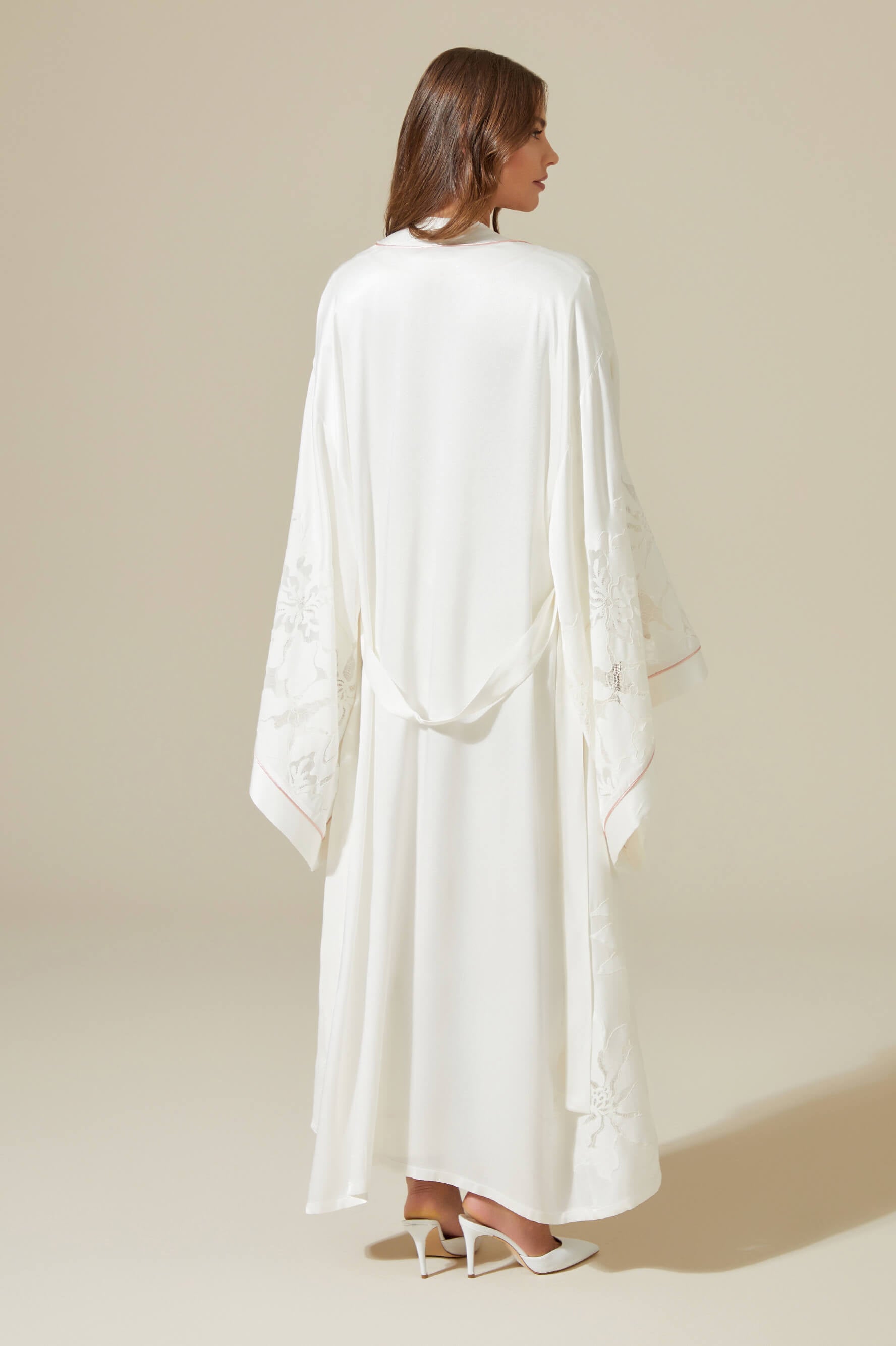 Hope Long Trimmed Robe Set with Pyjama Set - Off White with Shell Pink Pipe