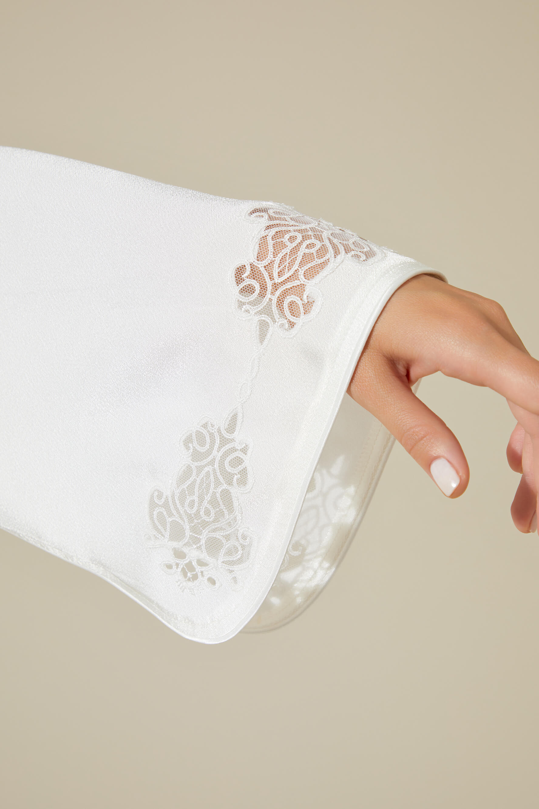 Abelia - Trimmed Long Zippered Dress -Off White with Off White Pipe