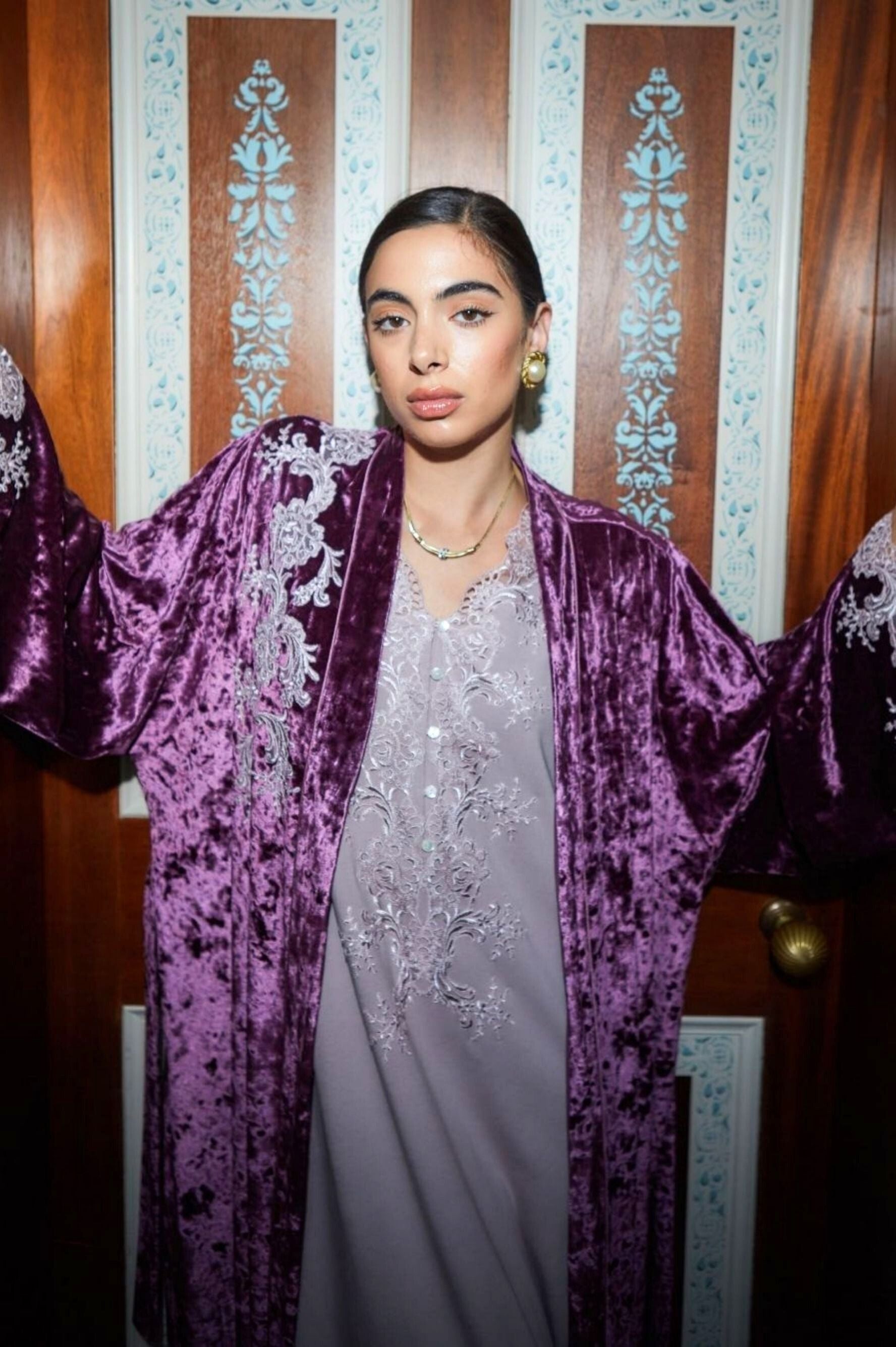 Rana Long Velvet Robe Set with Combed Cotton Inner Nightgown - Powder on Plum