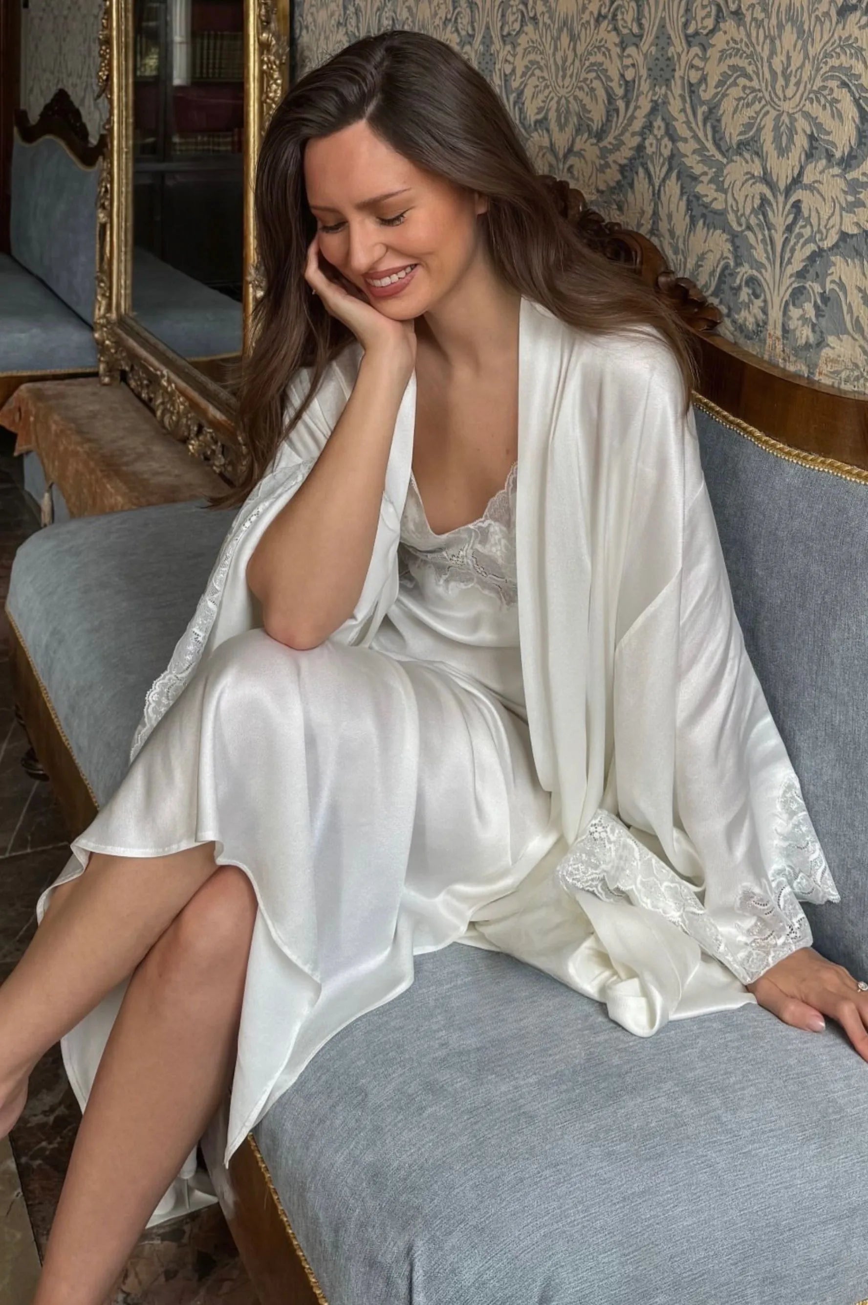 Darcy Silky Kimono Robe Set Off White