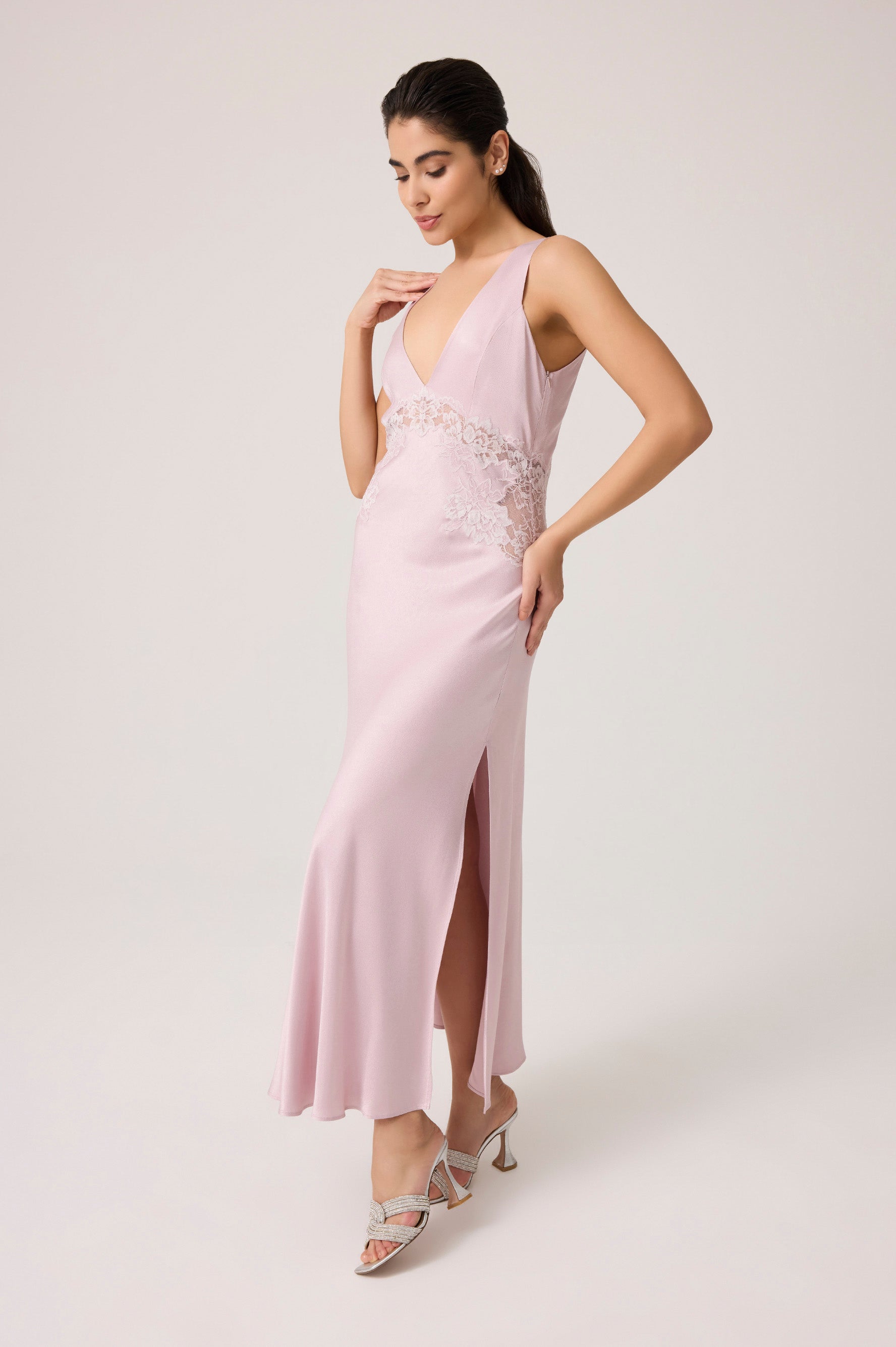 Beatrice Silky Rayon Cape Set Powder