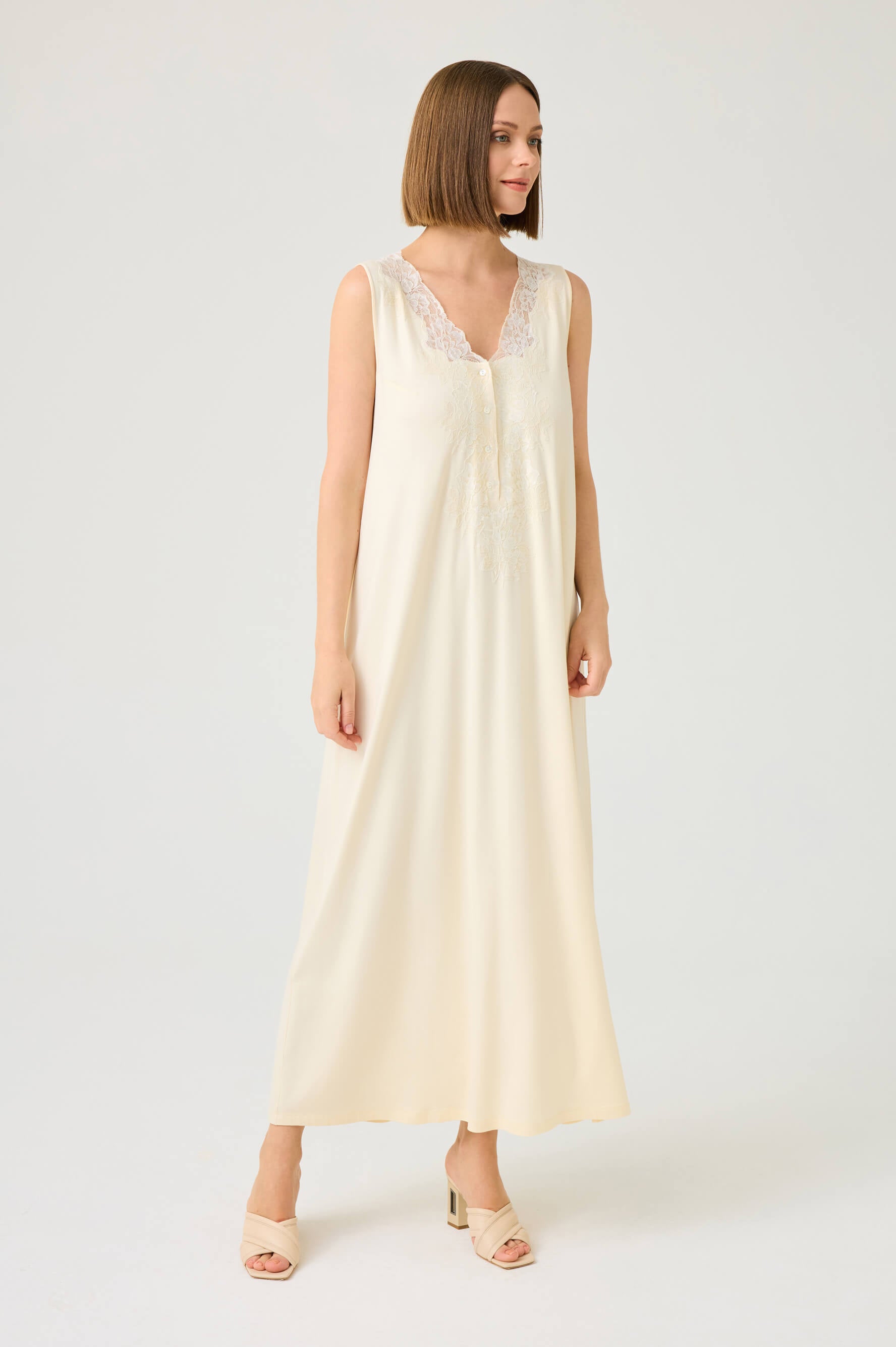 Solenne Long Cotton Jersey Robe Set with Honey Lace on Honey