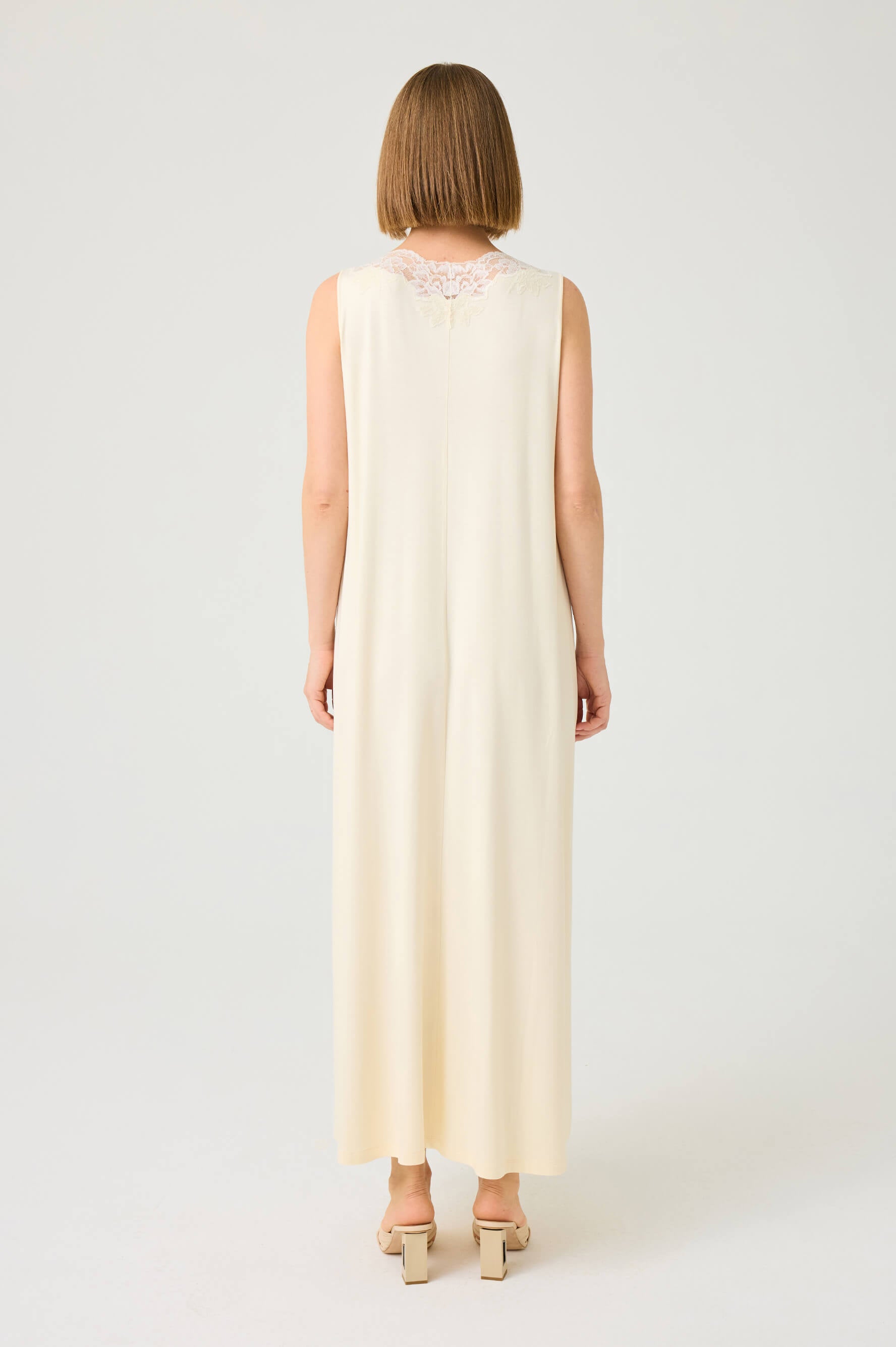 Solenne Long Cotton Jersey Robe Set with Honey Lace on Honey