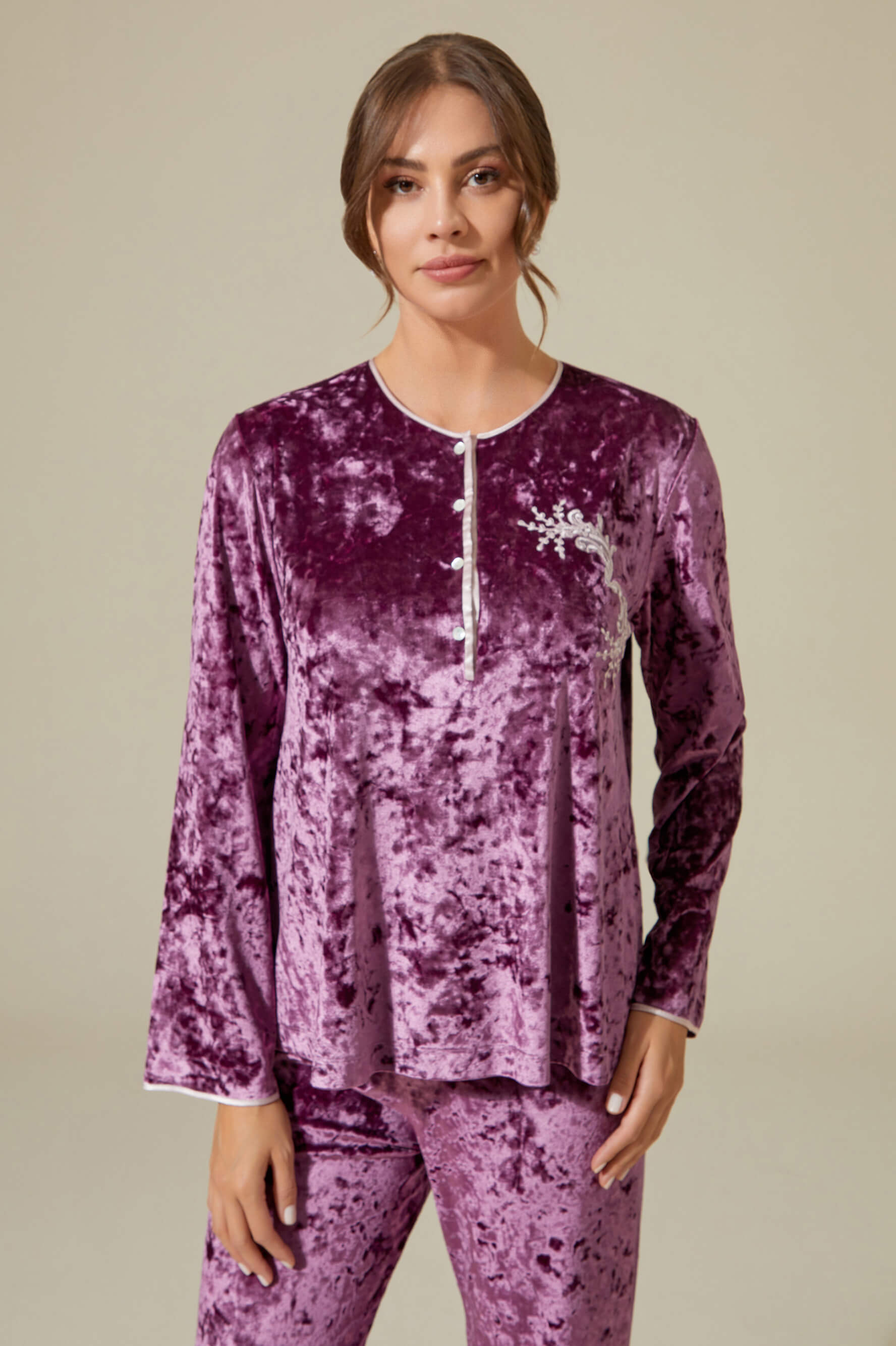 Nihal Long Velvet Robe Set Twith Matching Velvet PJ Set with Button - Powder on Plum
