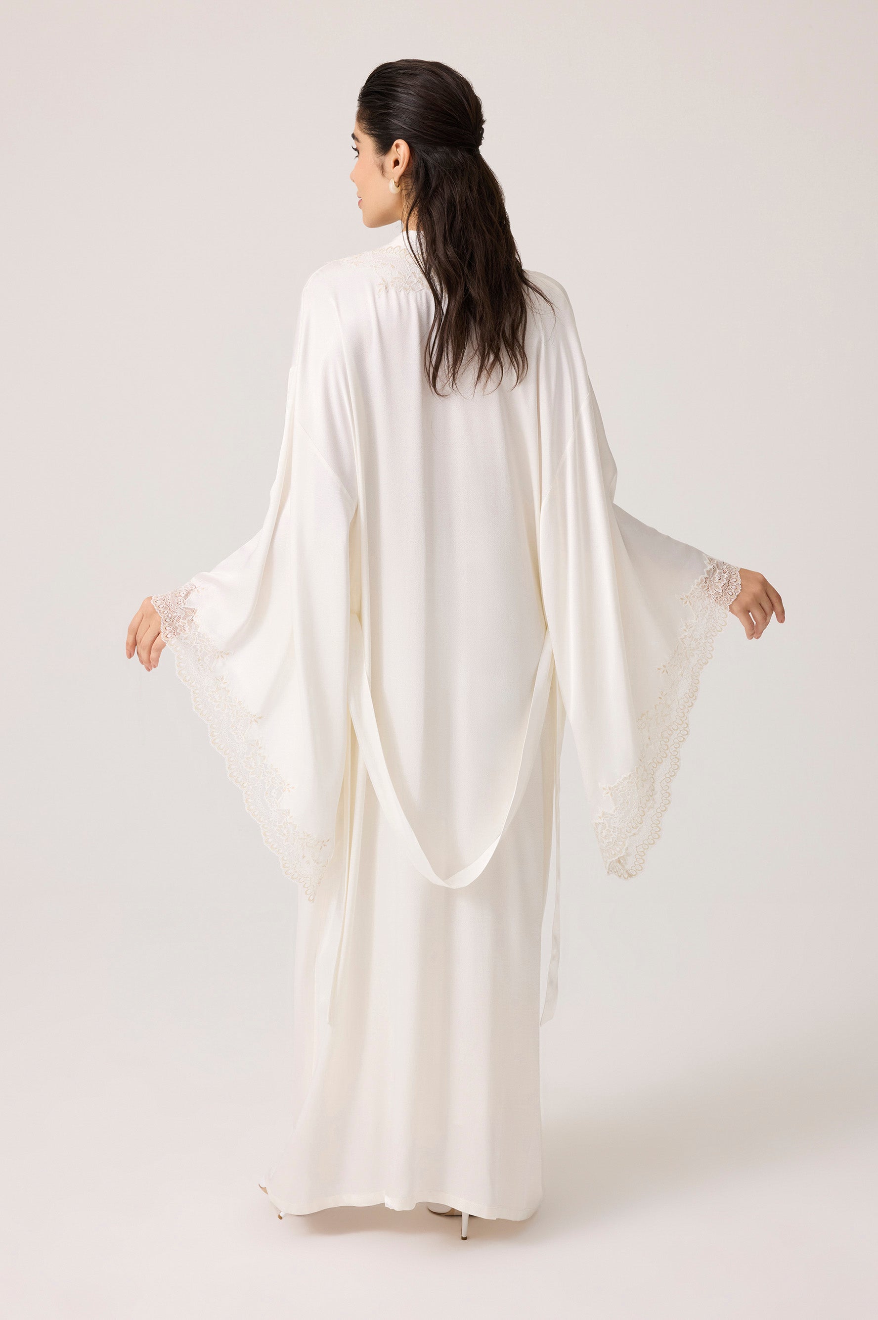 Sera Silky Rayon Robe Set Off White