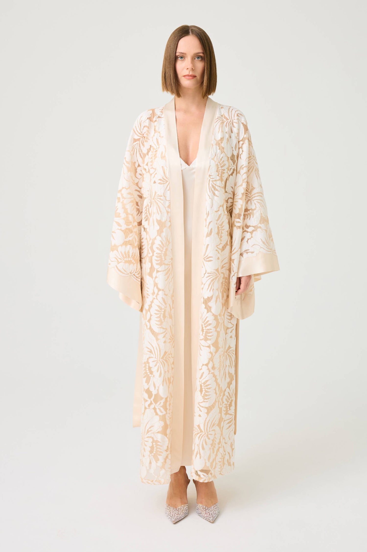 Elarose Long Cupro Robe Set with Beige Lace on Vanilla