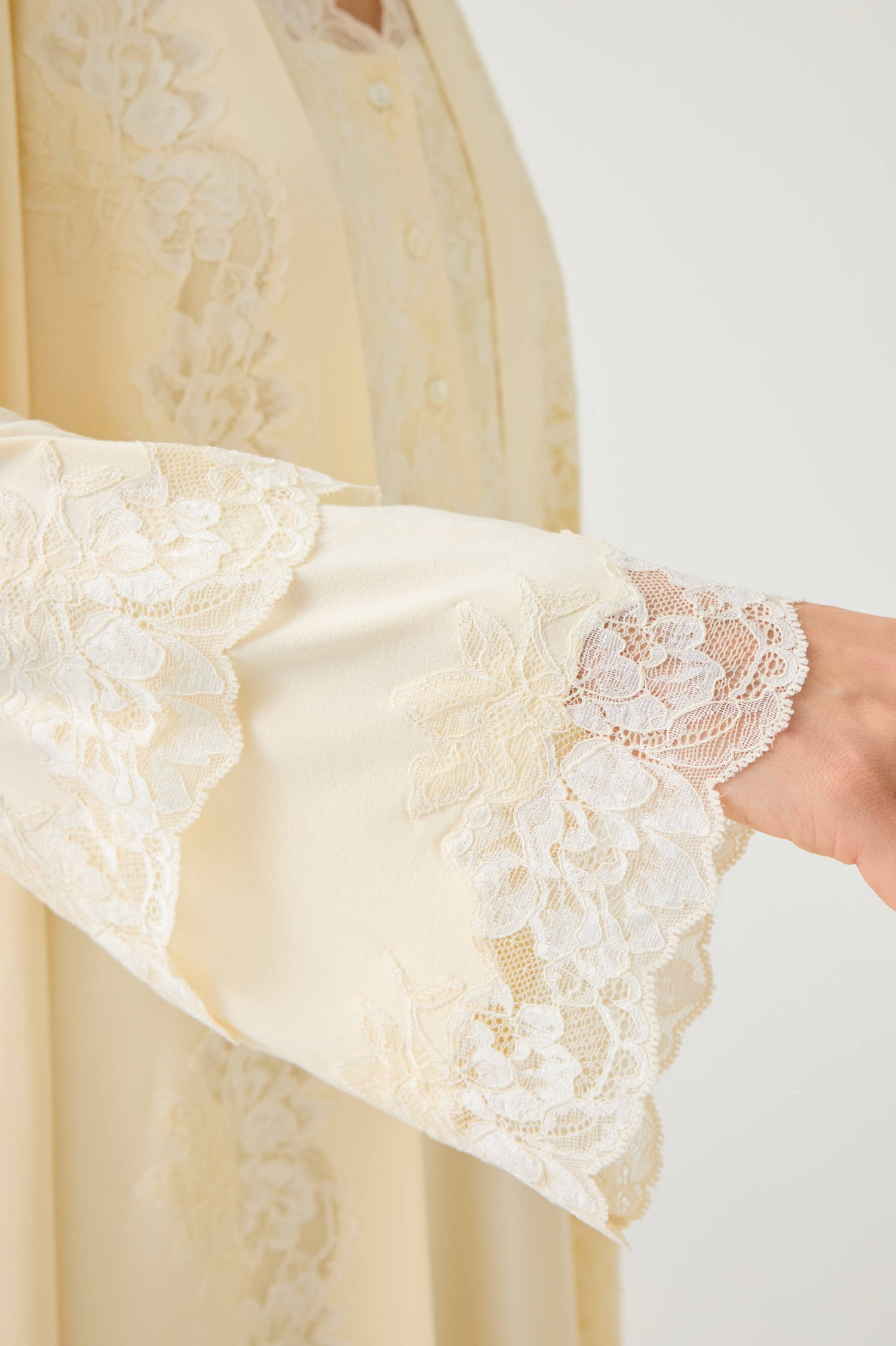 Solenne Long Cotton Jersey Robe Set with Honey Lace on Honey