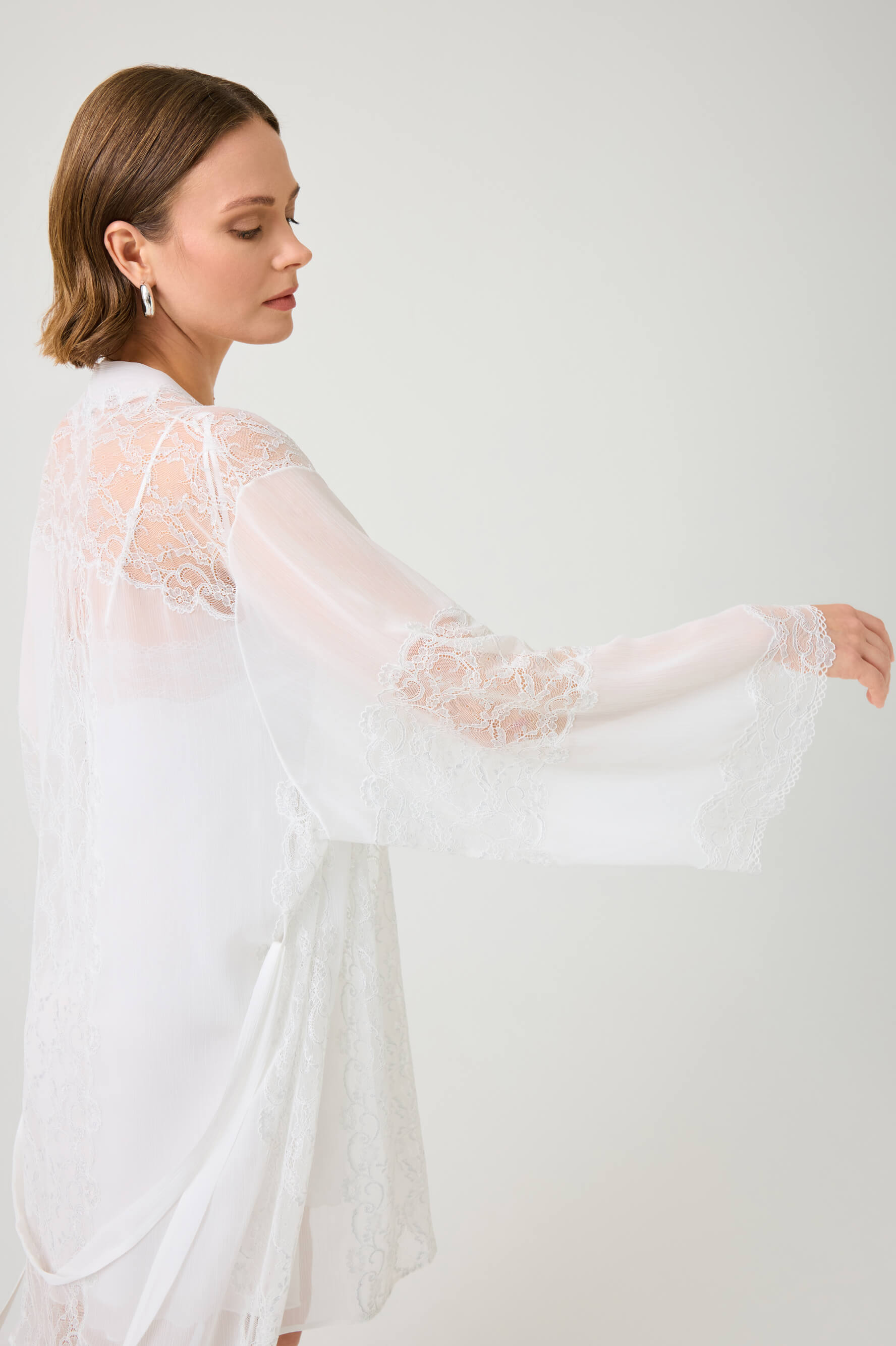 Carinita Short Silky Chiffon Robe Set with Silver Lace on Off White