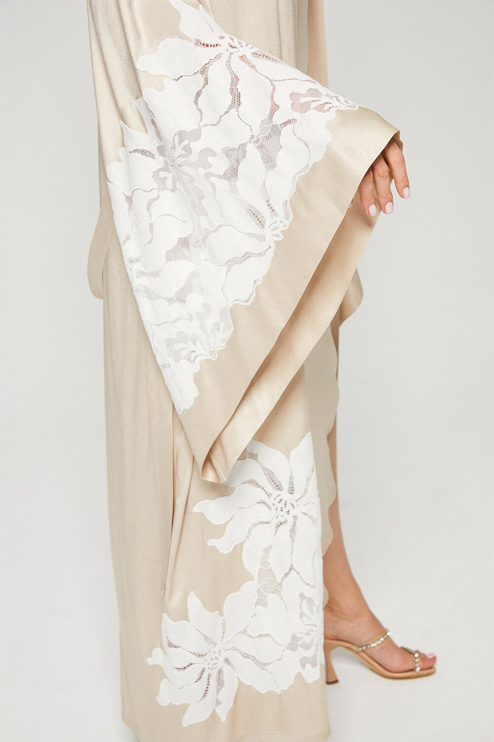Argos Long Rayon Trimmed with Lace Robe Set - Beige