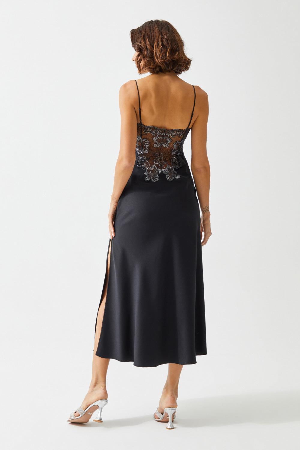 Eshita Long Silk Chiffon Emboridered with Lace Kimono Set -Black - Bocan