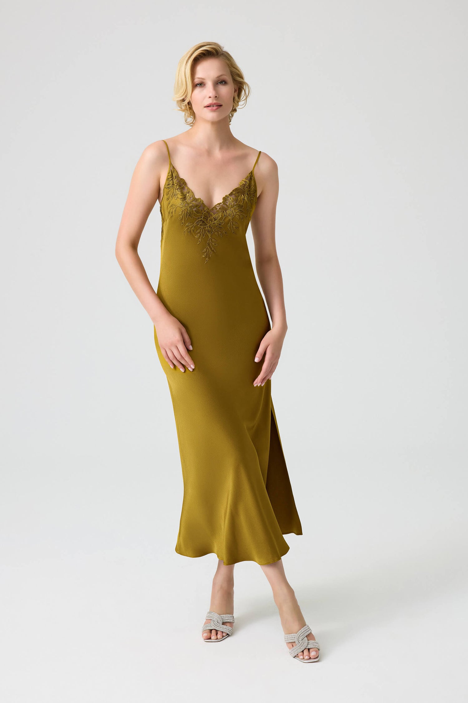 Olivia Silky Robe Set Olive Green, XS-S Olivia Silky Robe Set Olive Green, XS-S