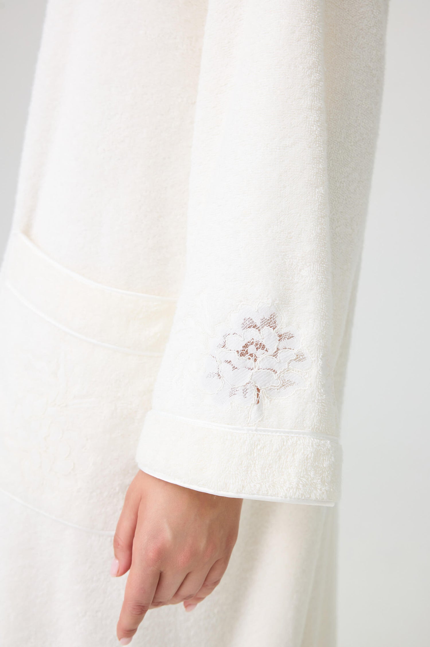 Charm - Zippered and Trimmed Cotton Bathrobe - Off White