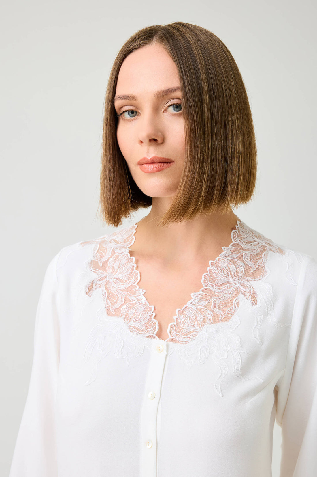 Lilou Long Rayon Pyjama Set with Off White Lace on Off White