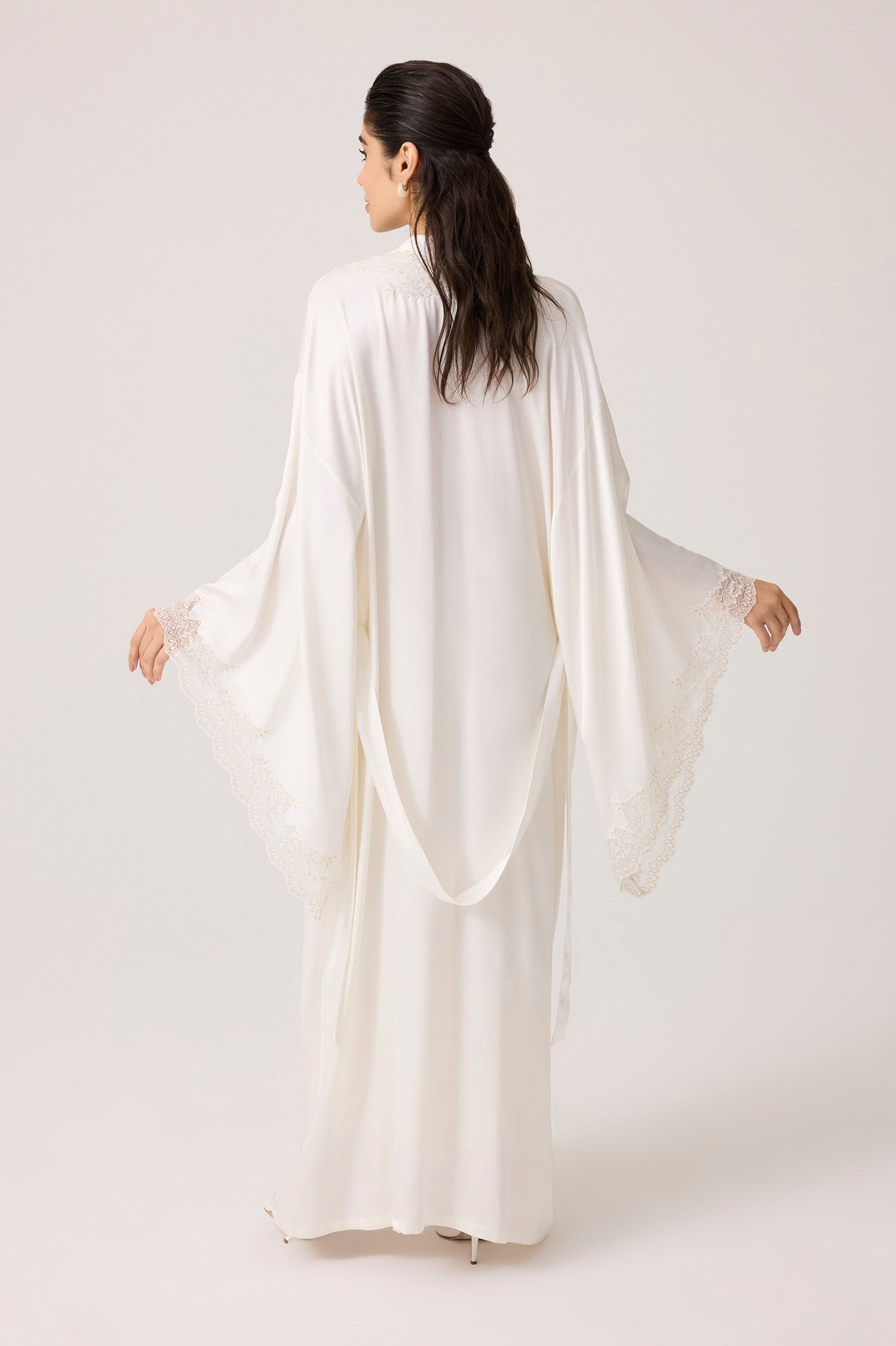 Sera Silky Rayon Robe Set Off White