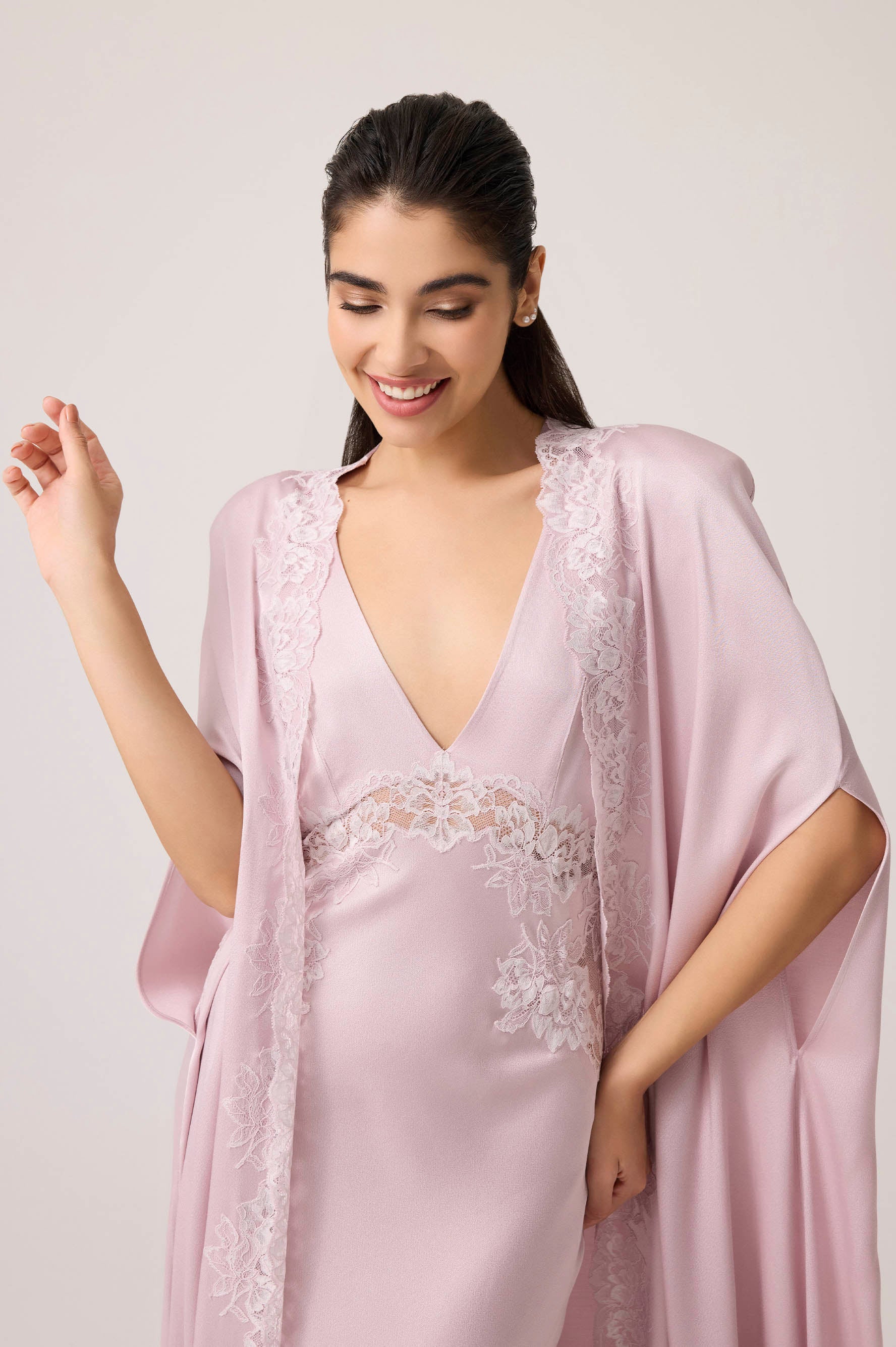 Beatrice Silky Rayon Cape Set Powder