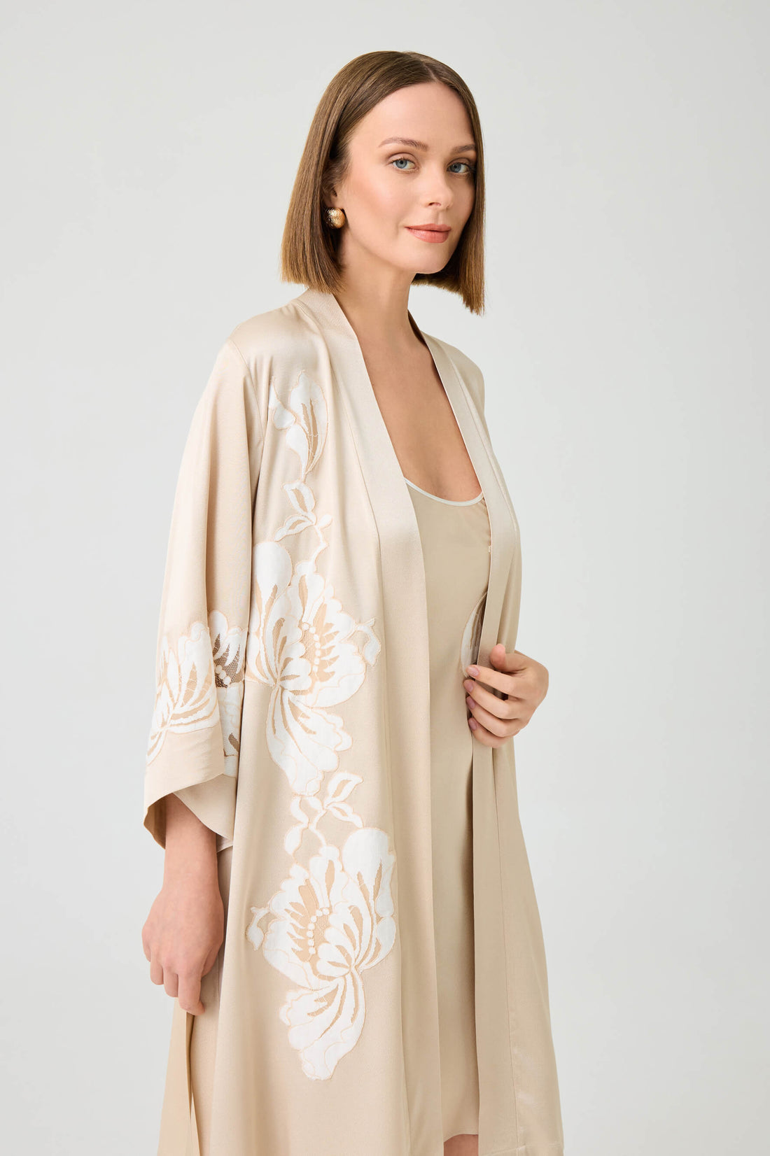 Miss Dalia Short Rayon Robe Set with Beige Lace on Beige
