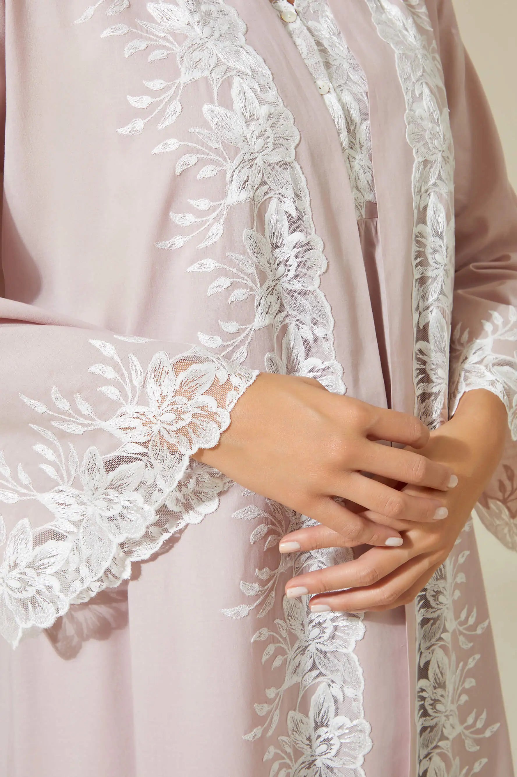 Maia - Trimmed Cotton Voile Long Sleeve Robe Set - Powder