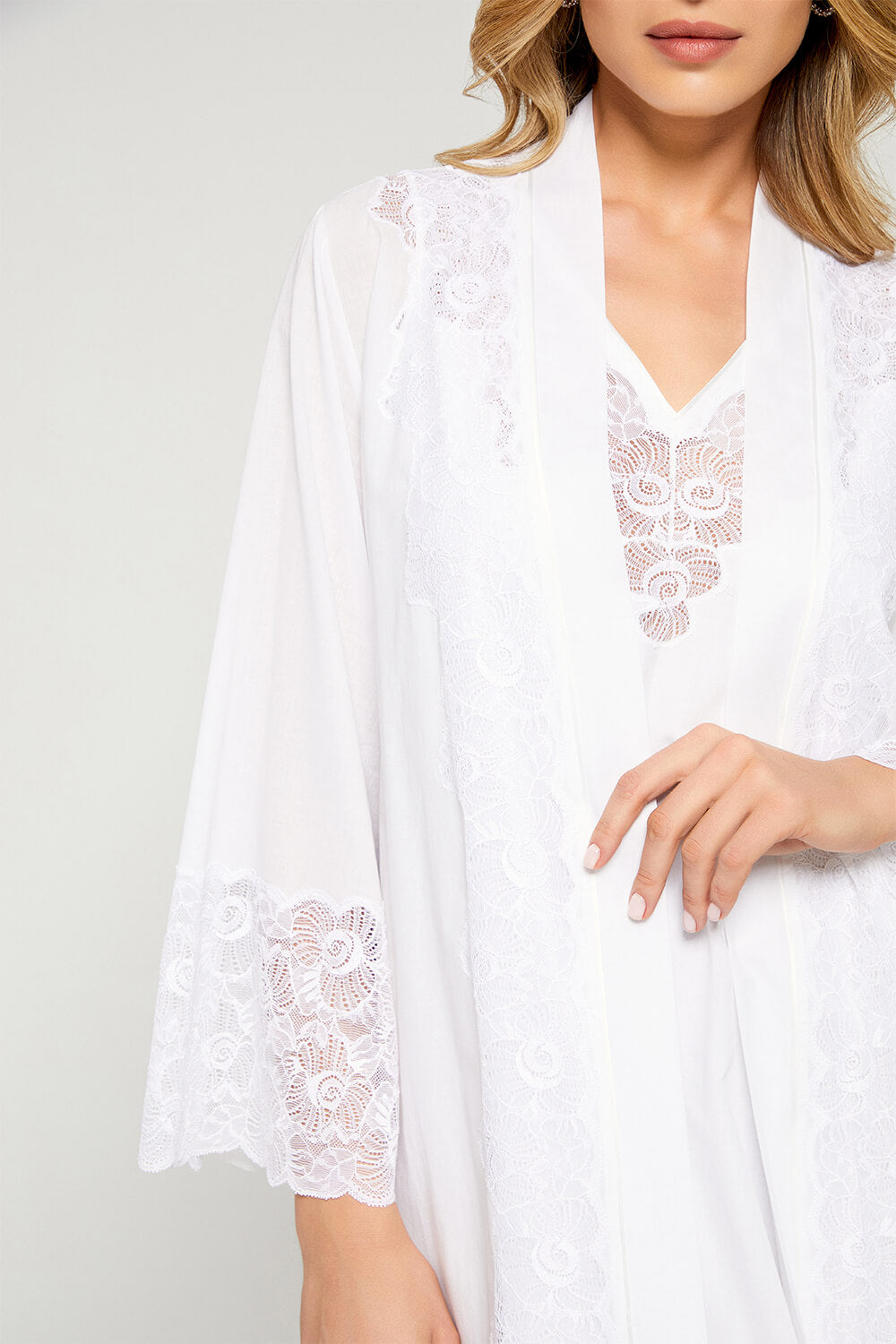 Patty - Long and Buttoned Cotton Voile Robe Set - Off White