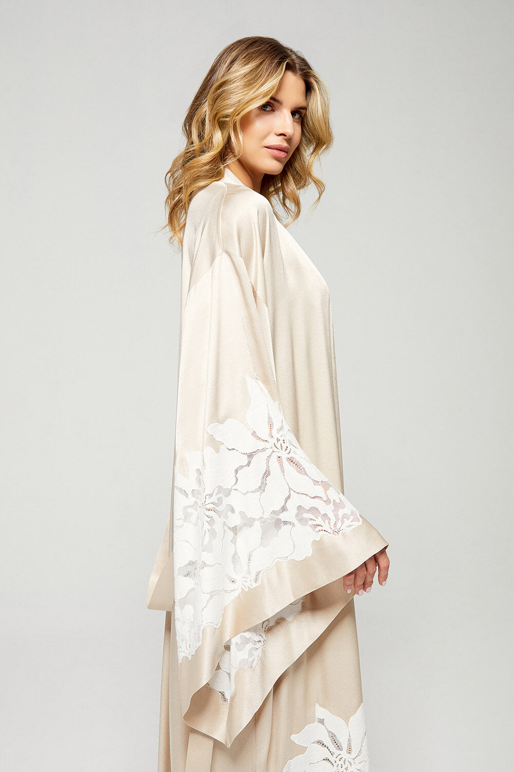 Argos Long Rayon Trimmed with Lace Robe Set - Beige